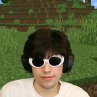 Стикер ▚ 𝆬🍄 ɢᴇᴏʀɢᴇɴᴏᴛғᴏᴜɴᴅ ɪʀʟ ۪ @chrysofire 〞 - 1