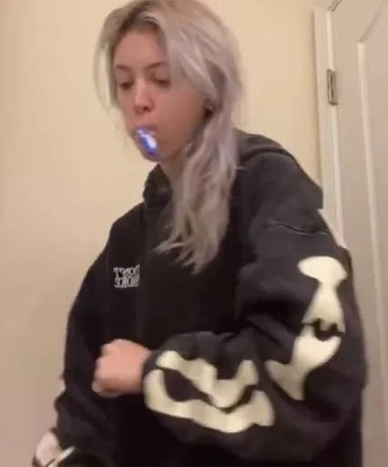 Sticker скарлетт :: @fStikBot - 4