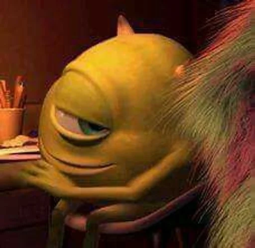 маска мультфильм статуя