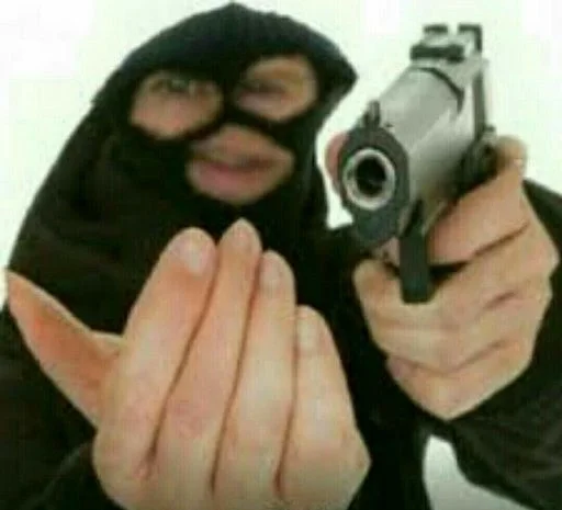 Человек огнестрельное оружие пистолет