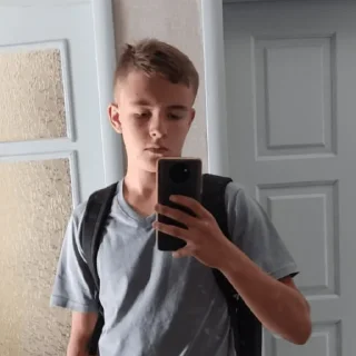 Sticker Уебище гандон тварь - 0