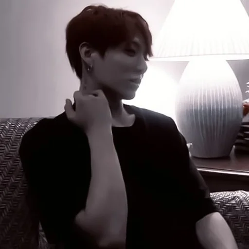 Человек комнатный стена