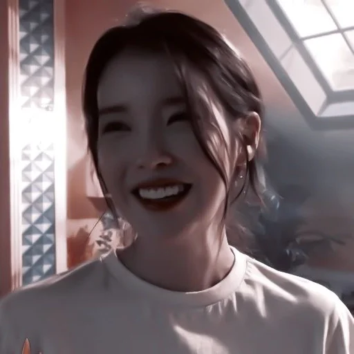 🥣;; " iu " // @prom3se :: @fStikBot - human face