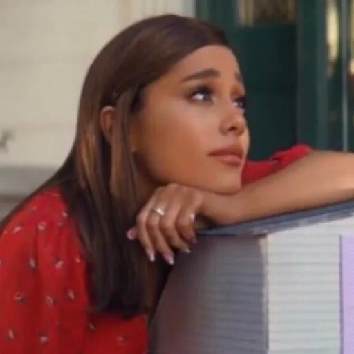 - Ariana Grande | @Its_ArTina 🧷 - 