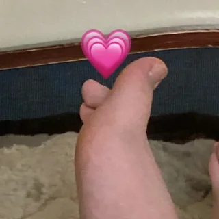 Sticker Ariana Grunde THE HIGHEST - 1