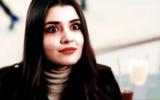 | @neslihan_hande | - person