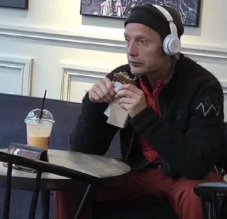 Sticker Ганнибал🔪🩸 - 1