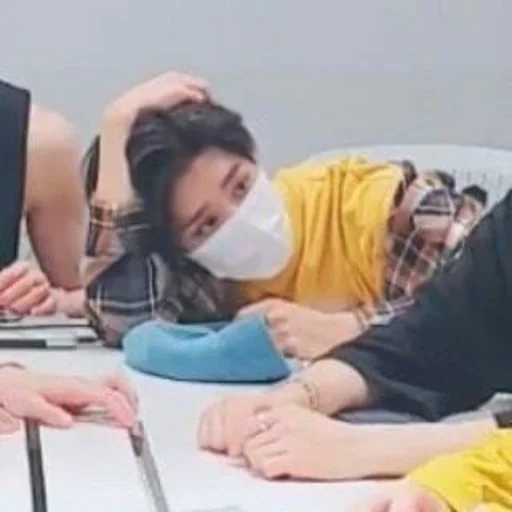 Человек комнатный одежда