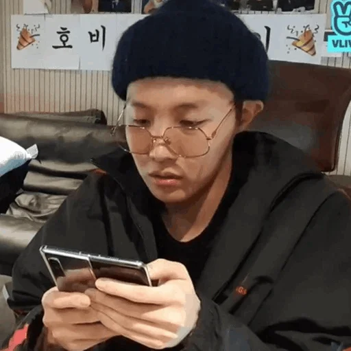 Sticker 𝗝-𝗵𝗼𝗽𝗲 | @PieceOfSpace - 1