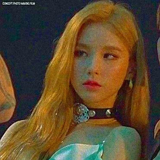 Стикер [✨]Heejin @fancamstanf :: @fStikBot - 4