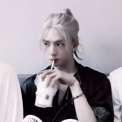 Стикер Hyunjin @help_ice_prince - 4