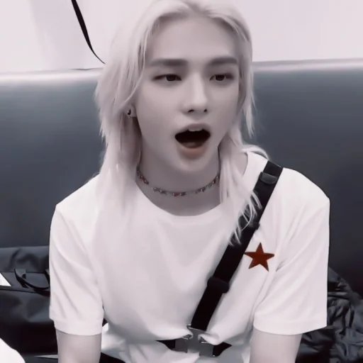 Стикер Hyunjin @help_ice_prince - 0