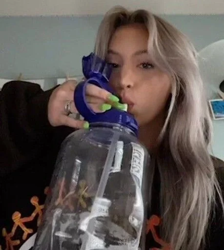 скарлетт :: @fStikBot - 