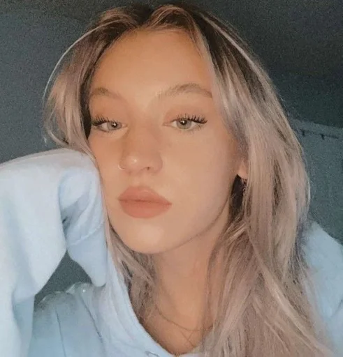 Стикер скарлетт :: @fStikBot - 8