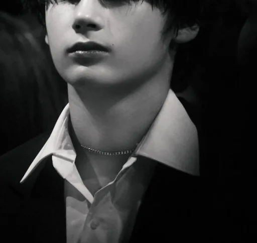 𝐇𝐮𝐞𝐧𝐢𝐧𝐠𝐤𝐚𝐢 @bluemoon_tot - человеческое лицо