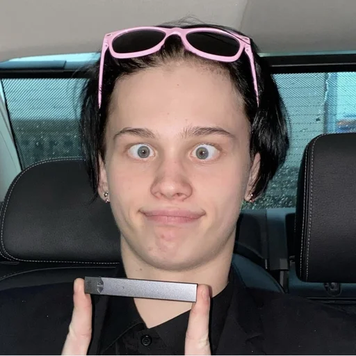 Человек человеческое лицо селфи