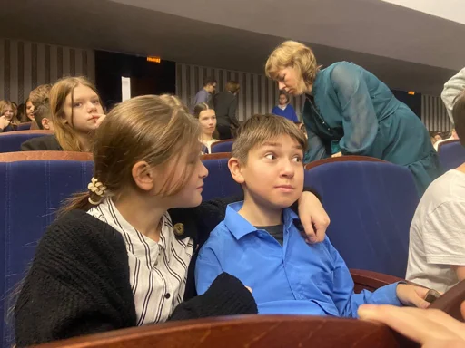 Sticker HvXDFFmlMj_by_WmojiBot - 1