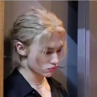 Стикер Hyunjin - 8