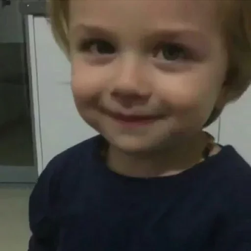 @lXQXI قناة الملصقات - person