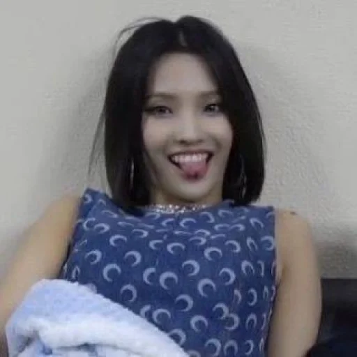 Sticker IDLE_baby - 1