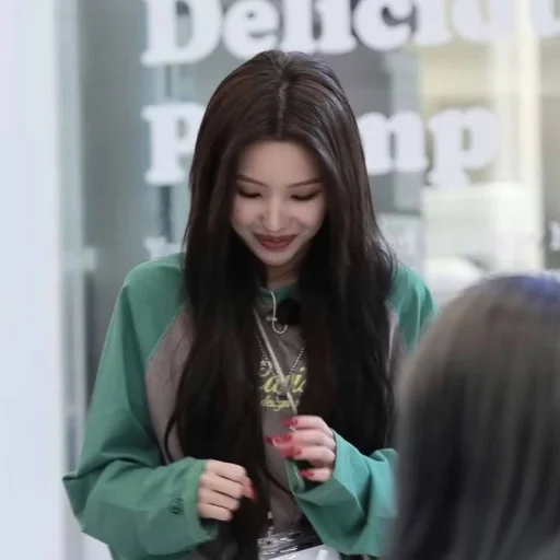 Sticker IDLE_baby_2 - 1