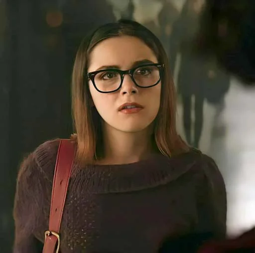 Стикер Do YoU like Kiernan Shipka? - 5