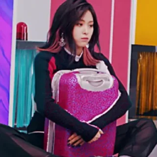 Стикер ITZY 「 @itzy_jyp_gallery 」 - 9