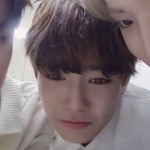 person human face eyebrow