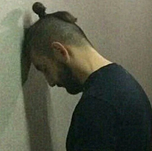 Человек стена комнатный