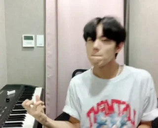 Sticker Ini intak by @ilnprng - 8