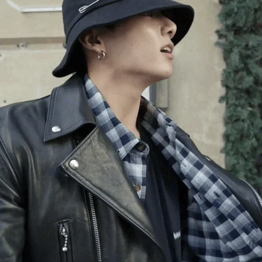 Стикер '𝖨𝗇𝗍𝖾𝗋𝗇𝖺𝗍𝗂𝗈𝗇‌‌‌‌𝖺𝗅𝗣𝗹𝗮𝘆𝗕𝗼𝘆 : @VanteSticker - 9