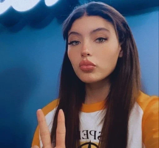 хот сабрина :: @fStikBot - 