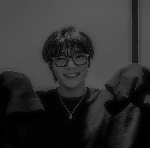 Sticker ♤jeоngin♤ :: @fStikBot - 3