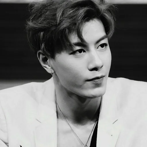 Jacob : @Gl10_stic - 