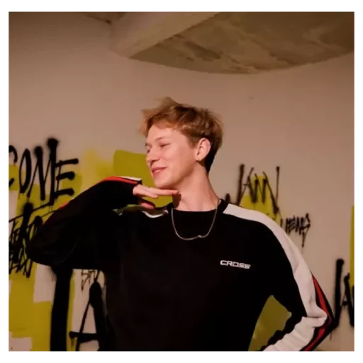 Стикер JannAdzVpon1 - 1