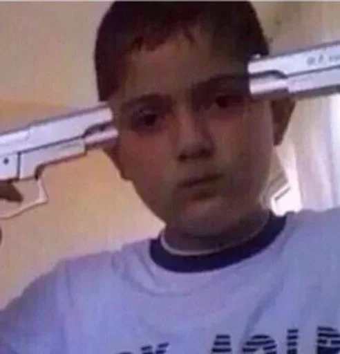 scefult by @fStikBot - human face