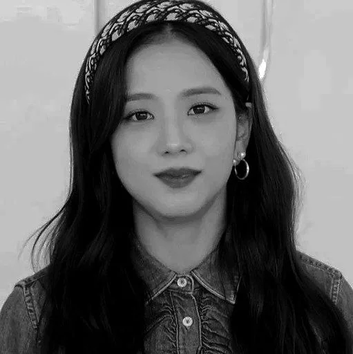 Jisoo dark @jesvlynciaa - человеческое лицо