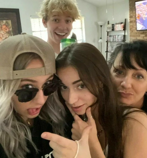 Sticker катька. :: @fStikBot - 10