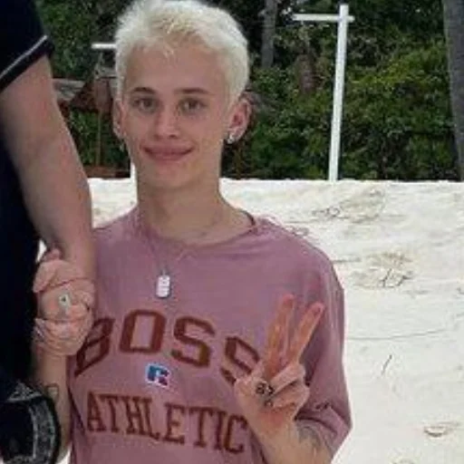 Человек СМС одежда