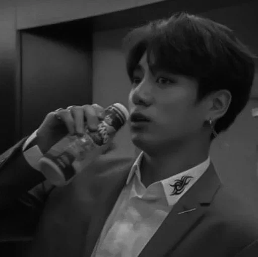 Sticker ☦︎۞𝙹𝚞𝚗𝚔 𝚃𝚎𝚒۞☦︎ - 1