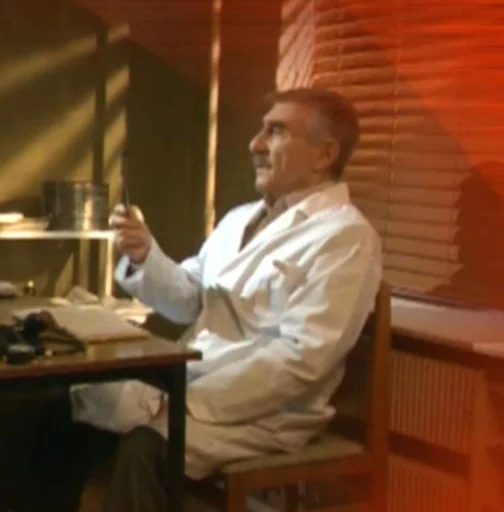 Человек одежда комнатный