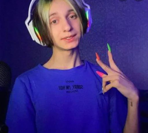 Sticker кАрЕйКа дАшА :: @fStikBot - 11