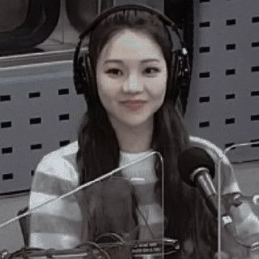 Sticker KarinaYooByDrexon - 1