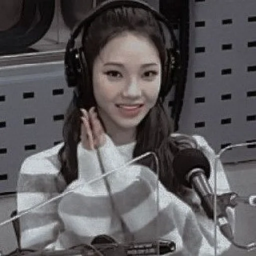 Sticker KarinaYooByDrexon - 1