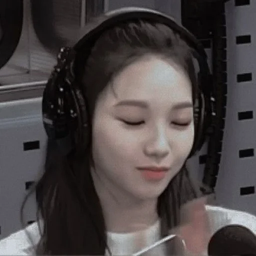 Sticker KarinaYooByDrexon - 1