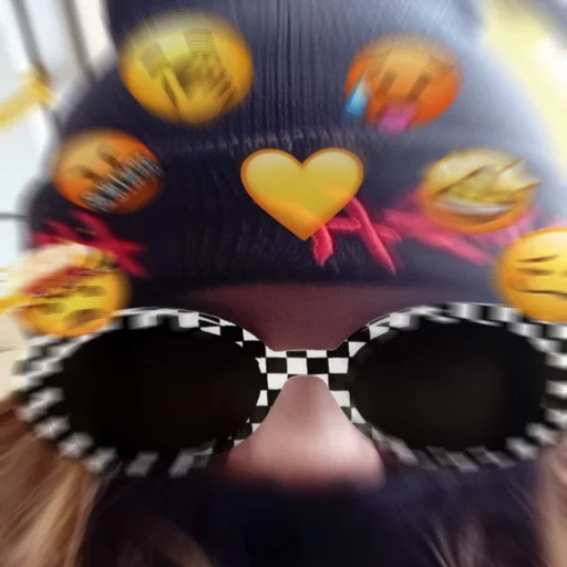 Sticker Karinvix - 1