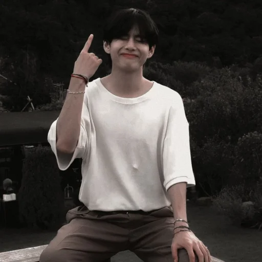 Sticker ┼ TAEHYUNG V. 2 - @FVCK00PRIDE - 5