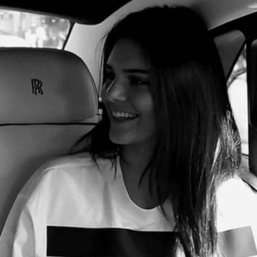 Sticker - Kendall Jenner | @Its_ArTina 🌧 - 10