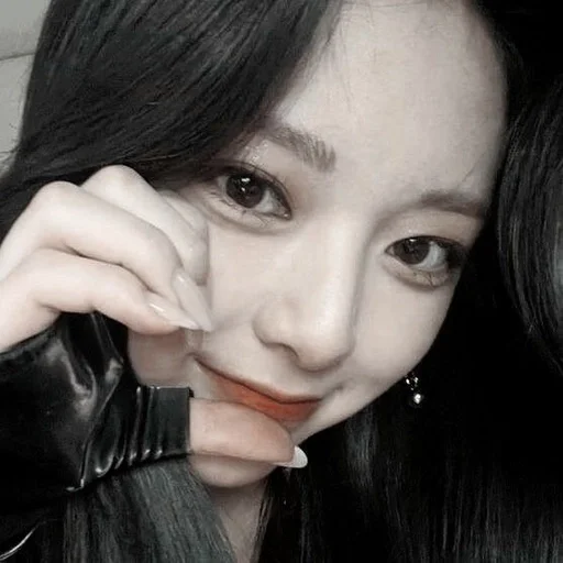 Стикер yuna by :: @midzyme :: @fStikBot - 6