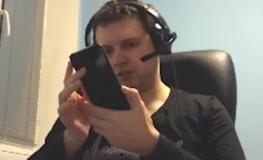 Стикер KingArthas - 1